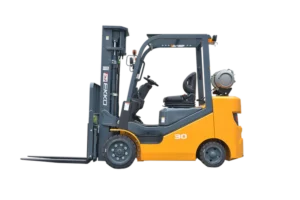 Side view of an EKKO EK30SLP forklift showing the operator cabin and side of the mast.